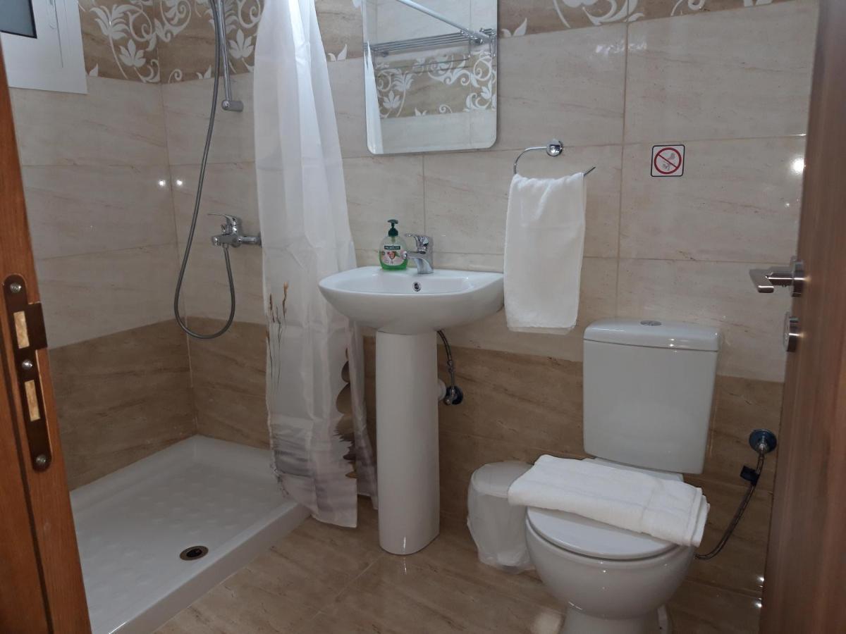 Costas Two-Bedroom Ground Floor Apartment Paphos Esterno foto